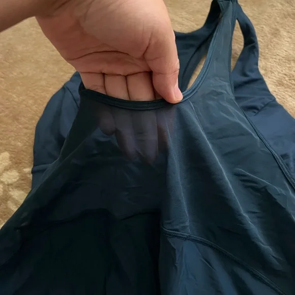 NEW lululemon built-in-bra tank size 6 - Picture 2 of 5